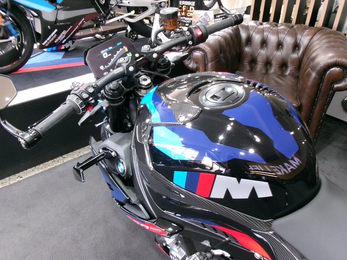 2023 BMW Motorrad M 1000 R BLACK STORM METALLIC M SPORT