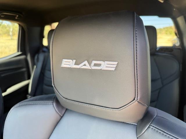 2025 Isuzu D-MAX BLADE MY24 4X4 Dual Range Granite Grey