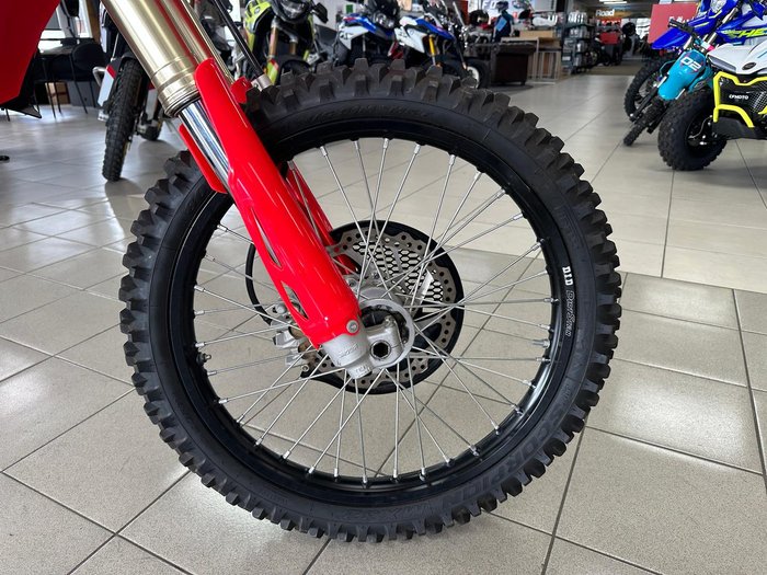 2022 Honda CRF250R CRF Red