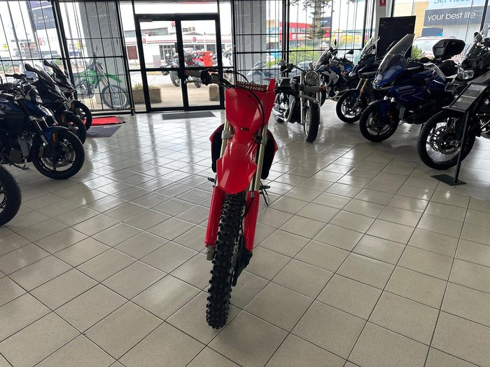 2022 Honda CRF250R CRF Red