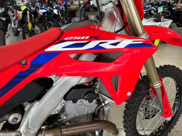 2022 Honda CRF250R CRF Red