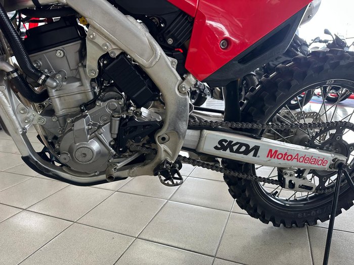 2022 Honda CRF250R CRF Red
