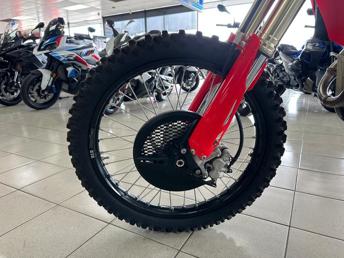2022 Honda CRF250R CRF Red