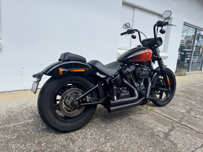2022 Harley-Davidson FXBBS STREET BOB (114) Black/red