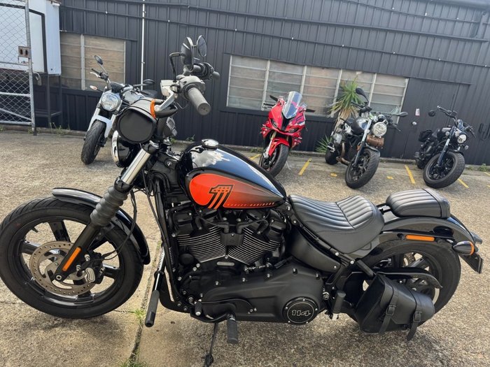 2022 Harley-Davidson FXBBS STREET BOB (114) Black/red