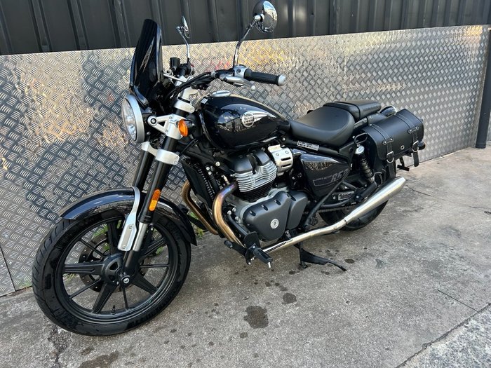 2025 Royal Enfield SUPER METEOR 650 Black