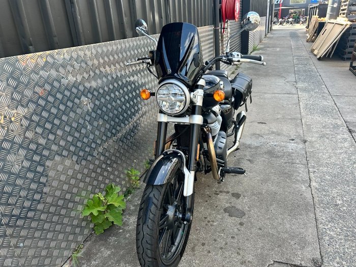 2025 Royal Enfield SUPER METEOR 650 Black