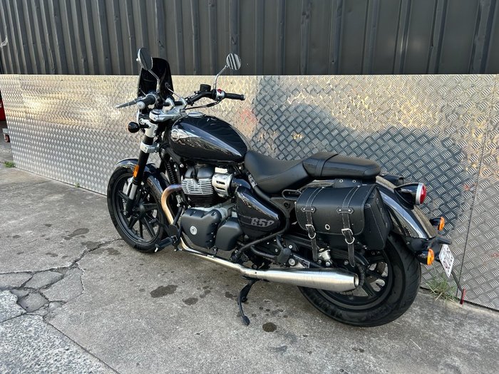 2025 Royal Enfield SUPER METEOR 650 Black