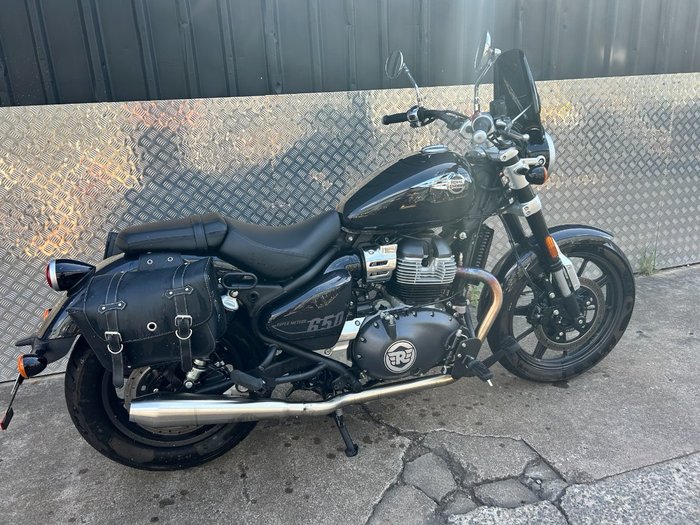 2025 Royal Enfield SUPER METEOR 650 Black