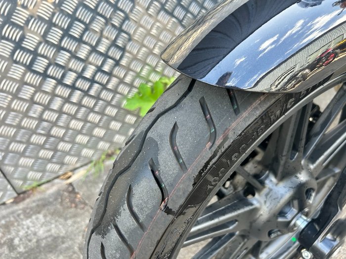 2025 Royal Enfield SUPER METEOR 650 Black