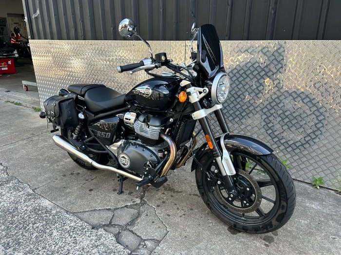 2025 Royal Enfield SUPER METEOR 650 Black