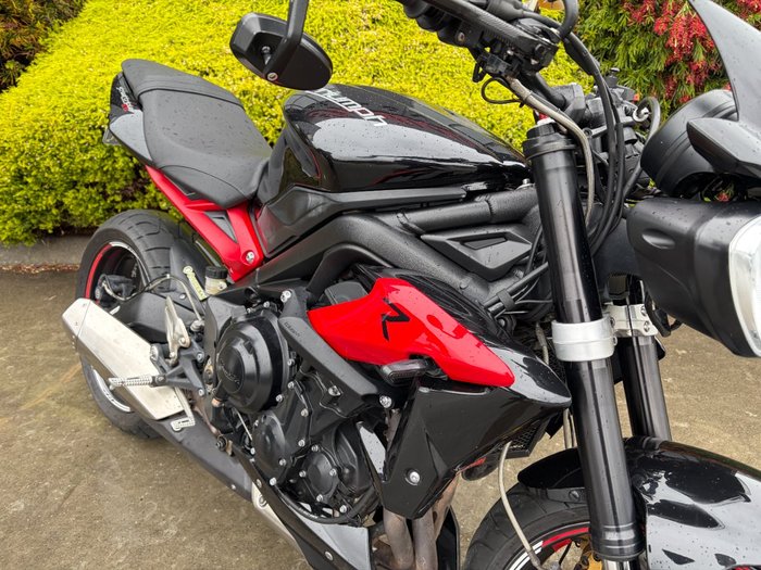 2013 Triumph STREET TRIPLE R Black