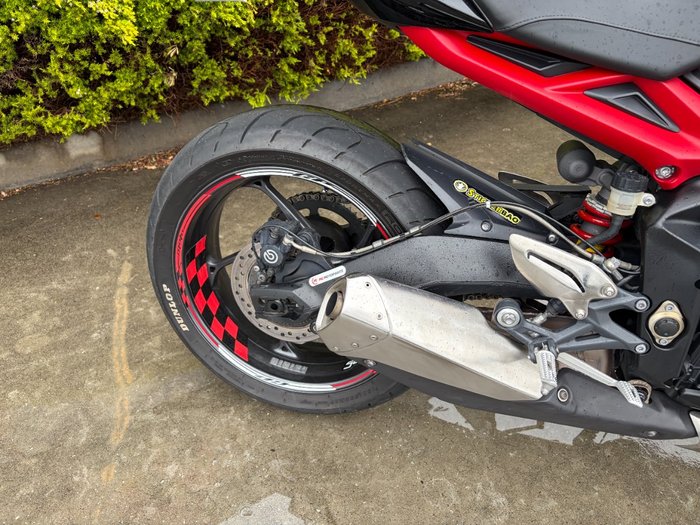 2013 Triumph STREET TRIPLE R Black
