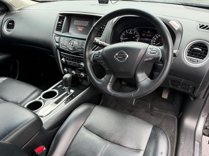 2019 Nissan Pathfinder ST-L