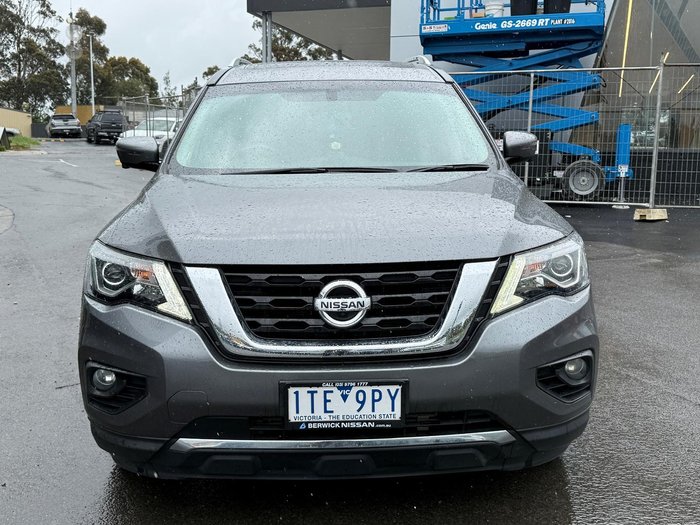 2019 Nissan Pathfinder ST-L