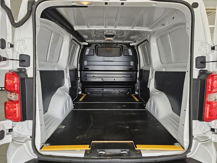 2023 Peugeot Expert Pro