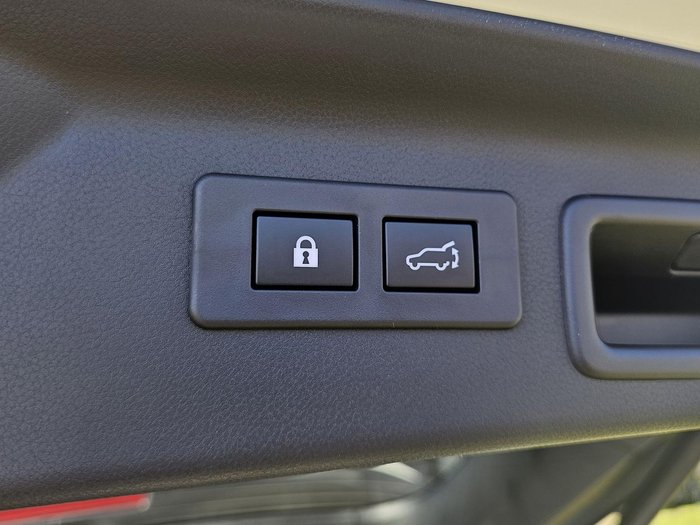 2025 Subaru Forester Hybrid Sport S6 MY26 AWD Crystal White