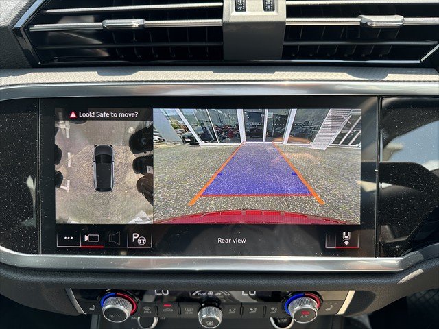 2025 Audi Q3 35 TFSI S line edition