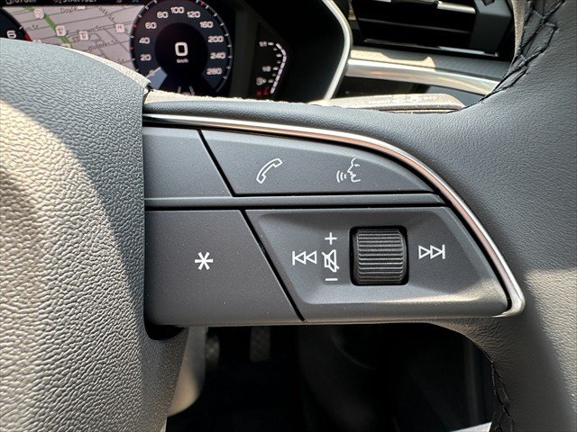 2025 Audi Q3 35 TFSI S line edition