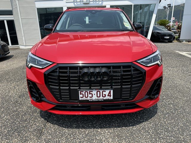 2025 Audi Q3 35 TFSI S line edition