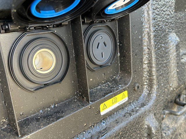 2025 Volkswagen AMAROK STYLE