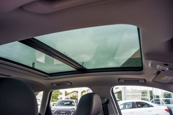 2025 Audi Q3 35 TFSI S line edition