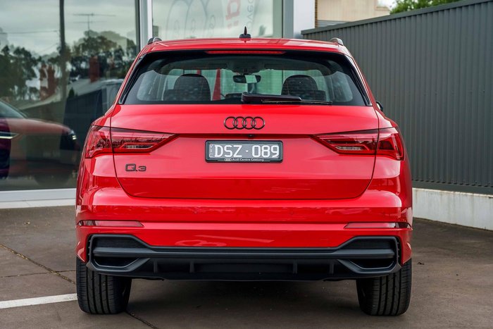 2025 Audi Q3 35 TFSI S line edition