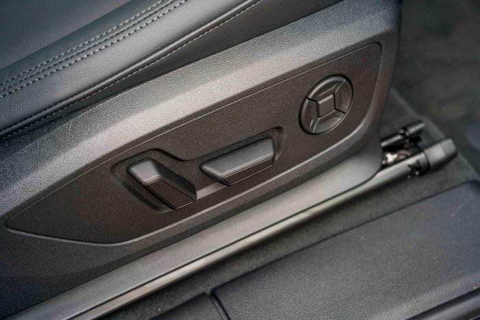 2025 Audi Q3 35 TFSI S line edition