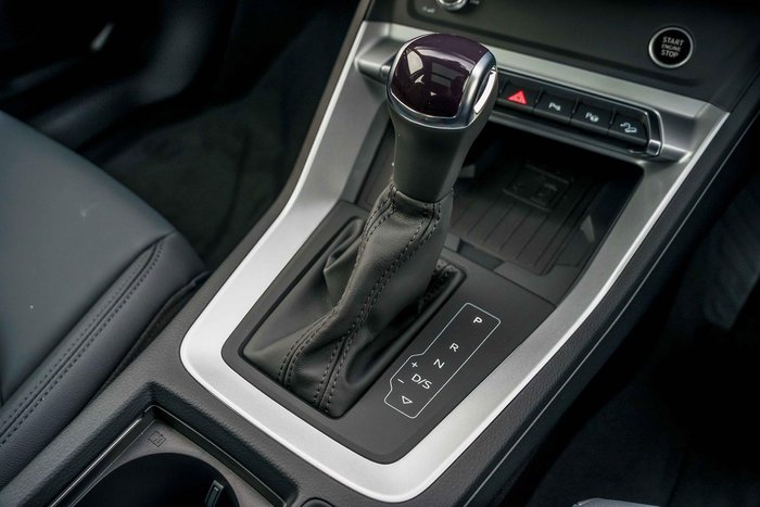 2025 Audi Q3 35 TFSI S line edition