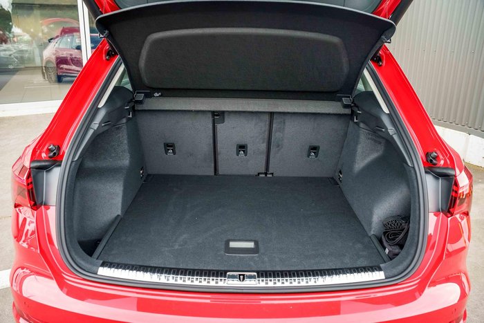 2025 Audi Q3 35 TFSI S line edition