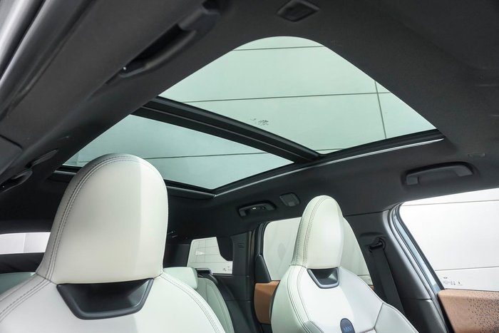 2025 MINI Countryman S Favoured