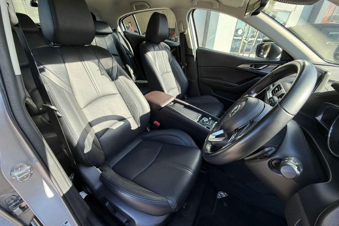 2017 Mazda 3 SP25 GT