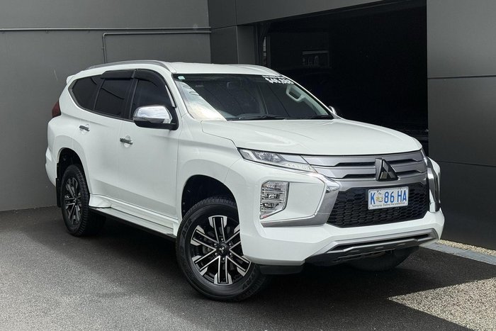 2022 Mitsubishi Pajero Sport GLS