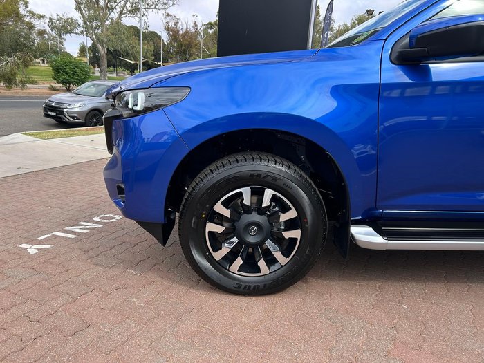 2025 Mazda BT-50 GT