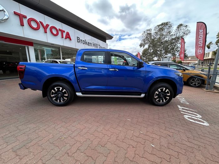 2025 Mazda BT-50 GT