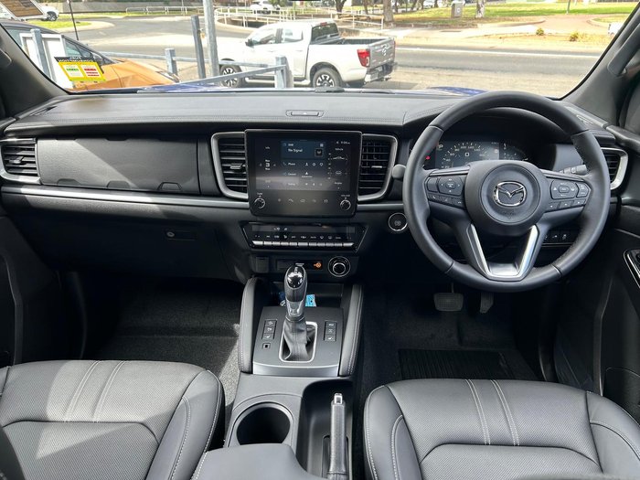 2025 Mazda BT-50 GT