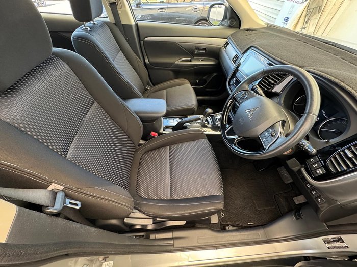 2017 Mitsubishi Outlander ES ADAS