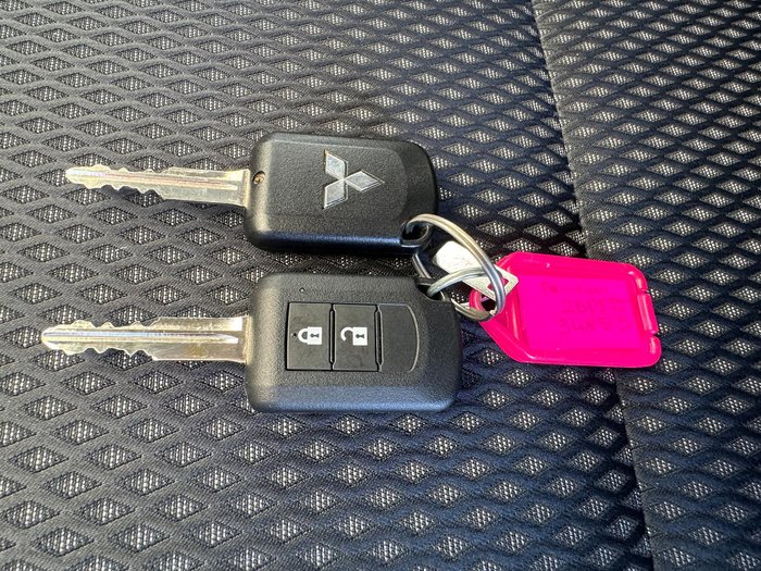 2017 Mitsubishi Outlander ES ADAS