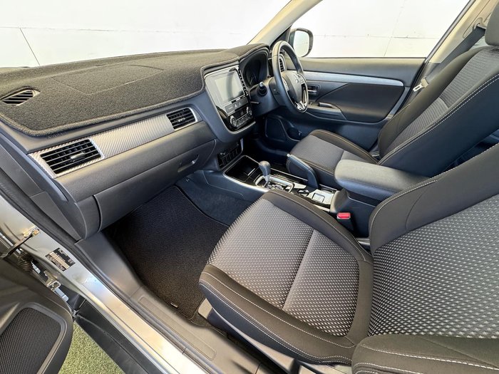 2017 Mitsubishi Outlander ES ADAS