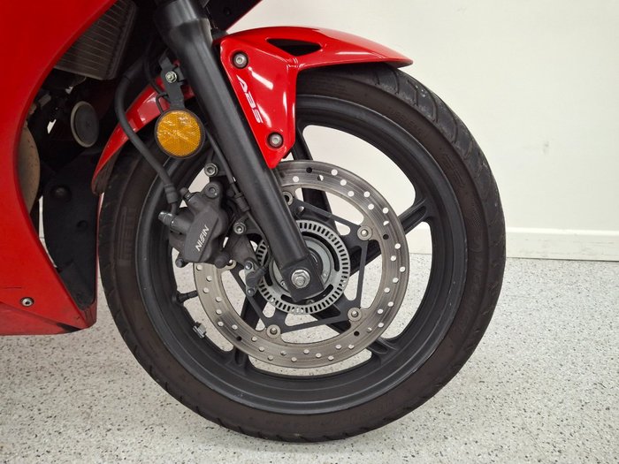 2015 Honda CBR300R Red