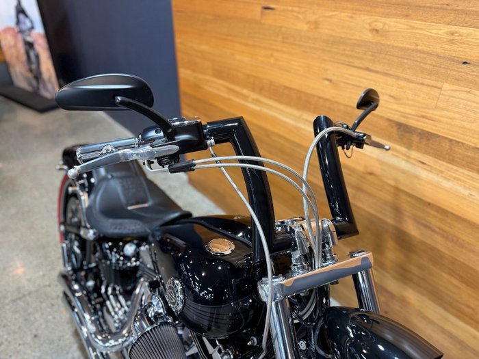 2015 Harley-davidson FXBRS BREAKOUT Black