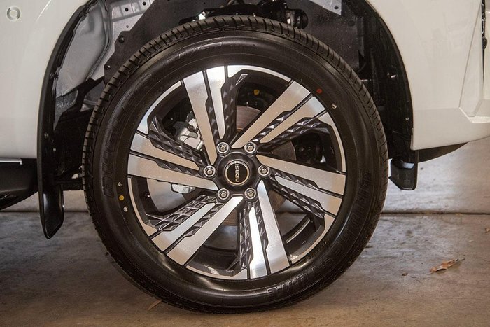 2025 Isuzu MU-X LS-T