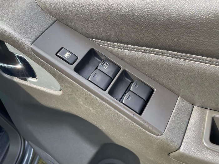 2014 Nissan Navara Titanium