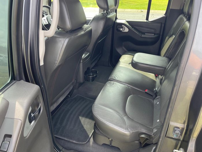 2014 Nissan Navara Titanium