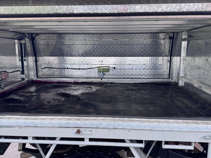 2018 Isuzu D-MAX SX High Ride MY18 4x2 Splash White