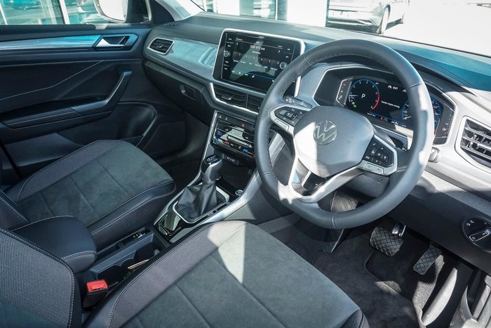 2025 Volkswagen T-Roc 110TSI Style