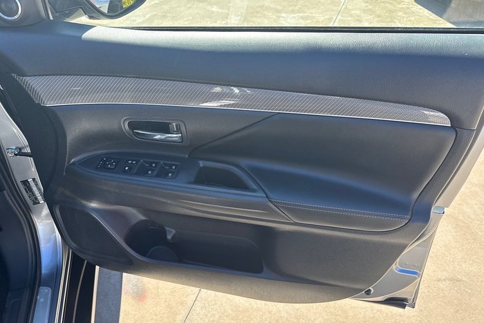 2019 Mitsubishi Outlander Exceed