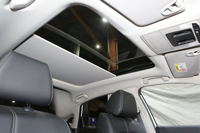 2023 Honda Civic e:HEV LX