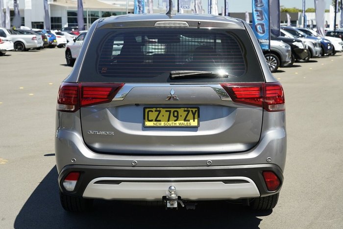 2020 Mitsubishi Outlander ES