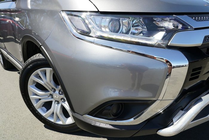 2020 Mitsubishi Outlander ES